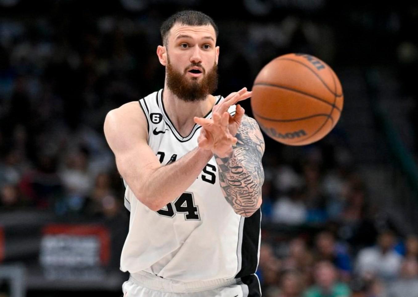 Shams: Raptors sign Mamukelashvili to 2-year $5.5M deal